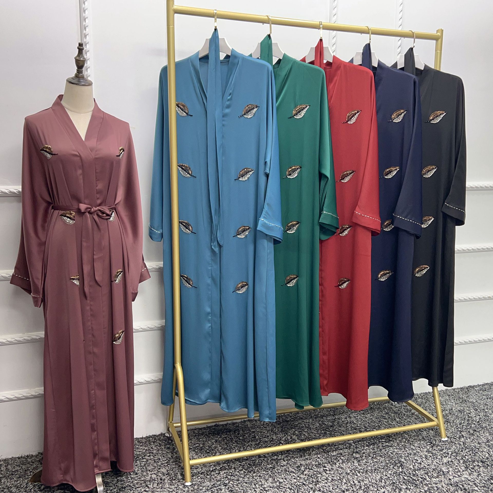 Eid Muslim Kimono Abaya Modest Hijab Dress Handmade Beaded Summer Open Abayas for Women Dubai Islamic Clothing Party Kaftan Robe