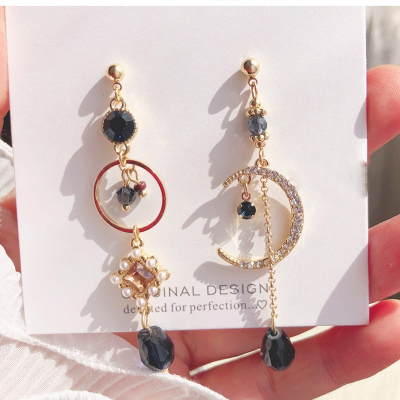 New 2020 sweet shiny crystal geometric circular Drop earrings long asymmetric fine Moon modelling fashion Women earrings