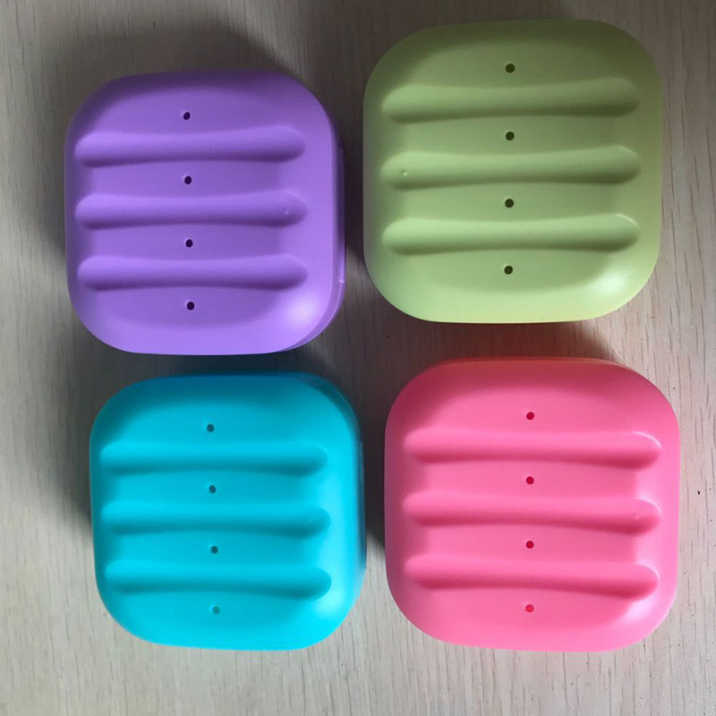 Waterproof Soap Box Multifunctional Convenient Candy Color Waterproof Drain Box Daily Necessities Portable Soap Dish With Lid